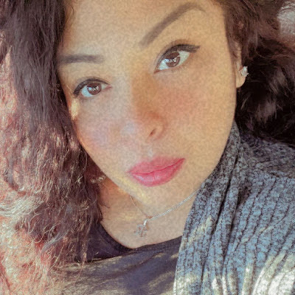 Meet your Posher, Roxanna - Picture 1 of 1